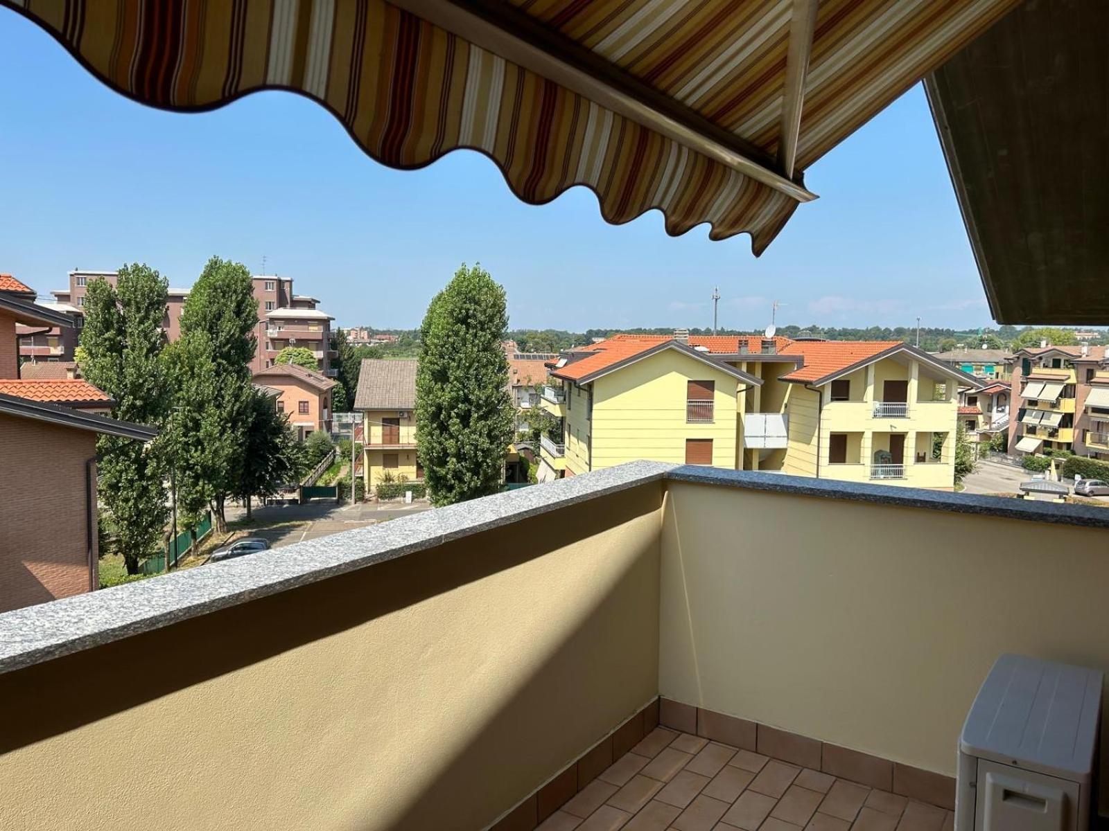 Appartamento Antony'S House Limbiate Exterior foto